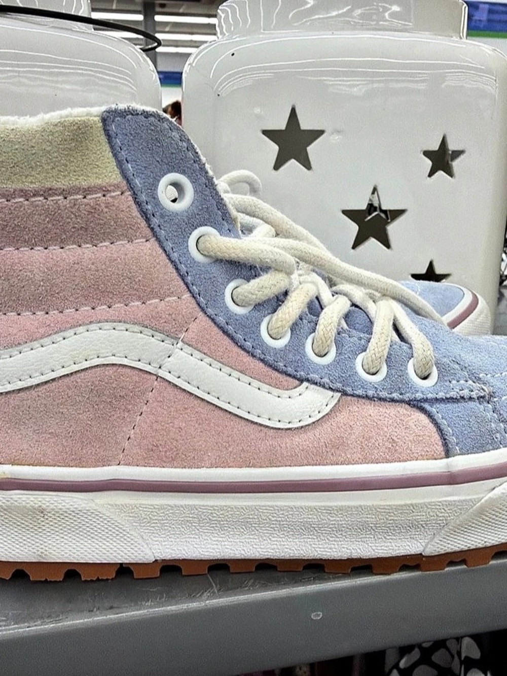 Vans Sk8-Hi MTE High-Top Sneakers in Blue & Pink - Picture 2 of 4